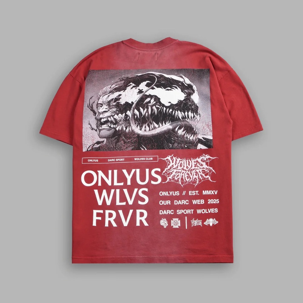 SEED OF DARCNESS "PREMIUM" OVERSIZED UNISEX TEE IN ROMAN RED TONAL SUN FADE